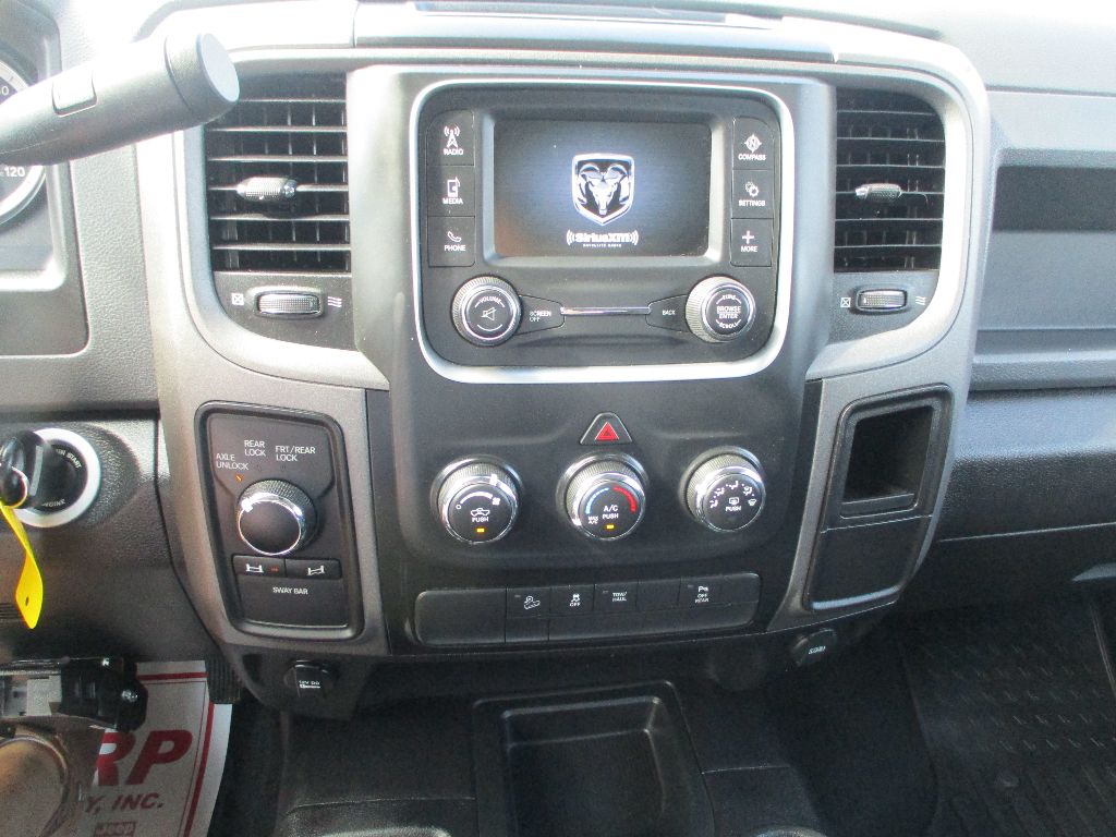 2018 Ram 2500 Tradesman photo 3