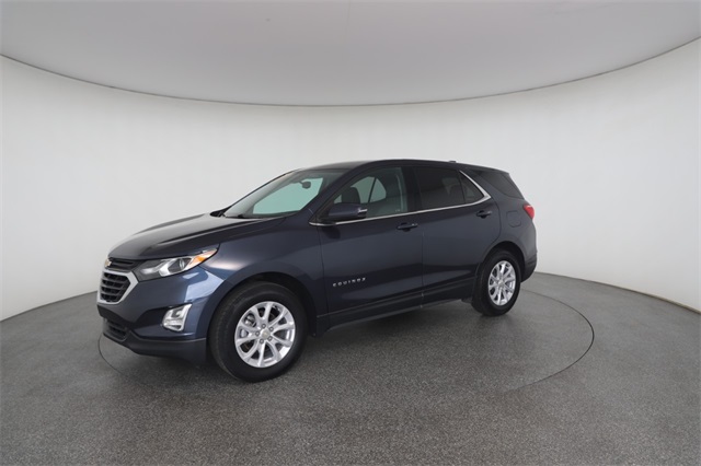 2018 Chevrolet Equinox LT photo 3