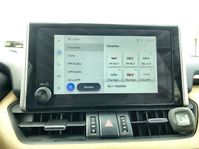 2025 Toyota RAV4 XLE Premium photo 8