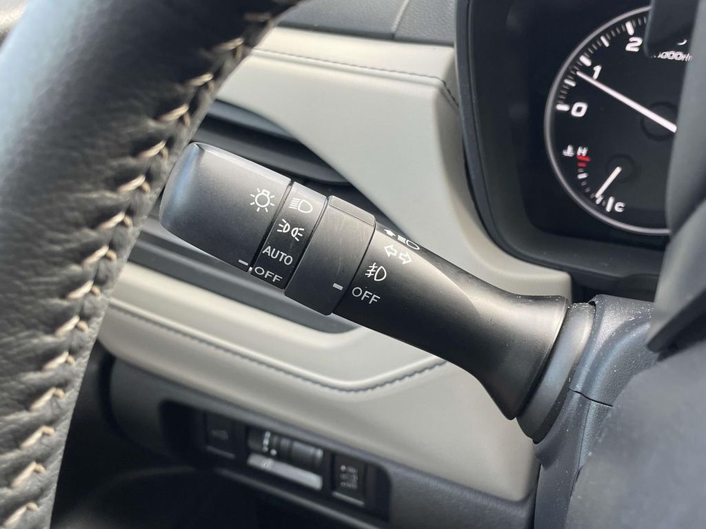 2025 Subaru Forester Limited photo 12