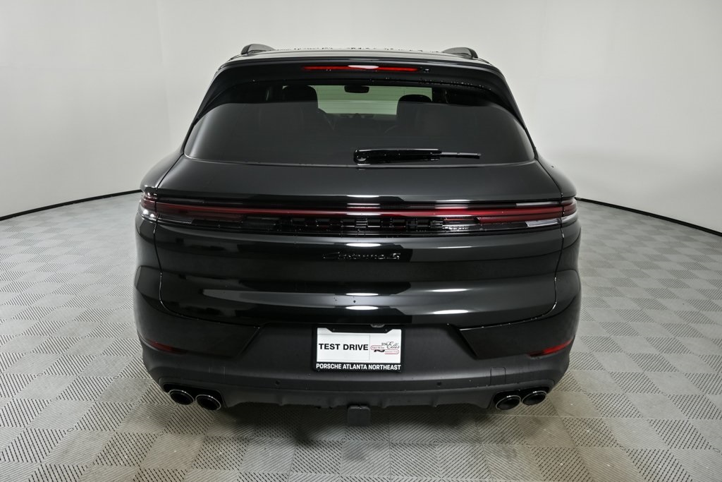 2025 Porsche Cayenne E-Hybrid S photo 27