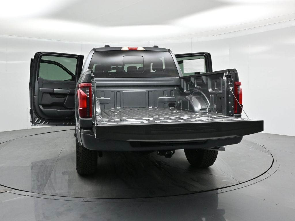 2025 Ford F-150 XLT photo 29