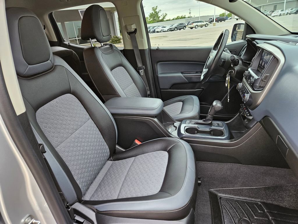 2020 Chevrolet Colorado Z71 photo 36