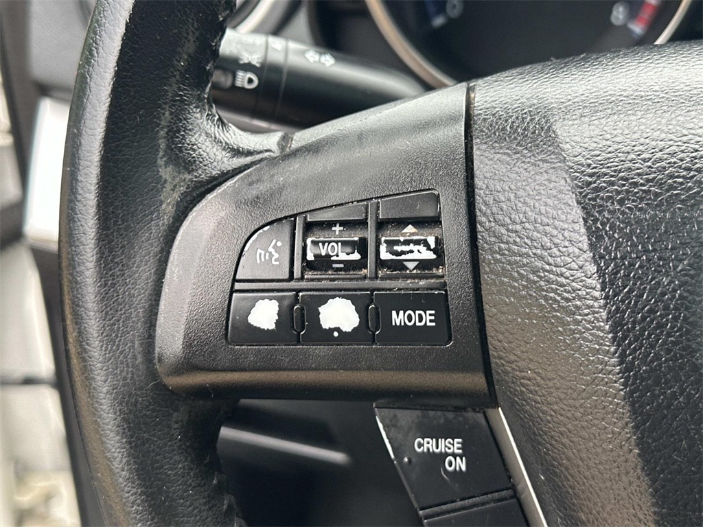 2012 Mazda Mazda3 Touring photo 22