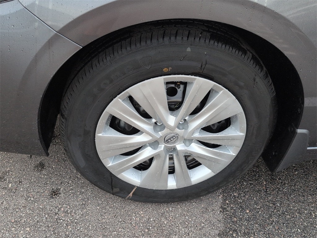 2025 Nissan Sentra S photo 4