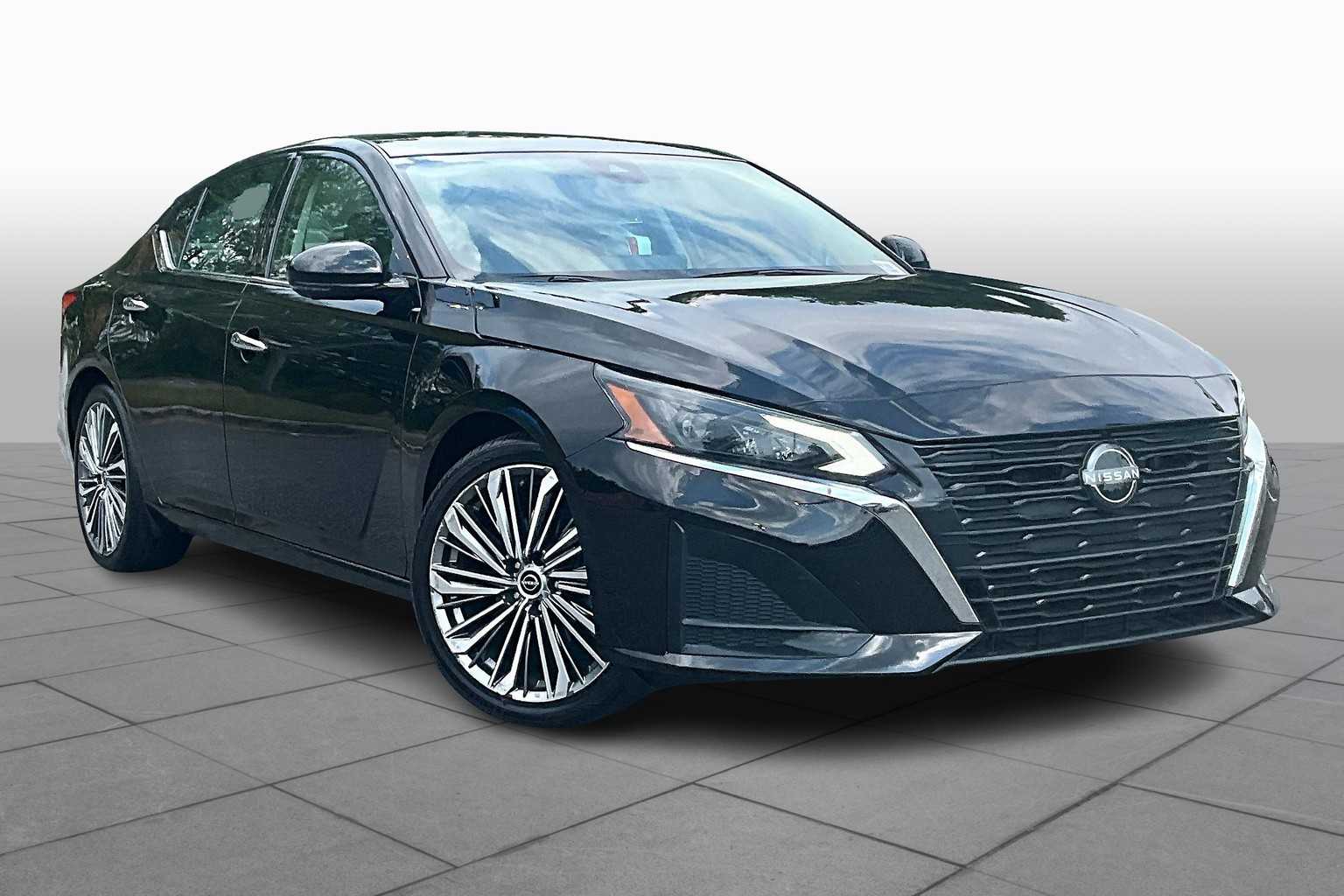 2023 Nissan Altima 2.5 SL photo 2