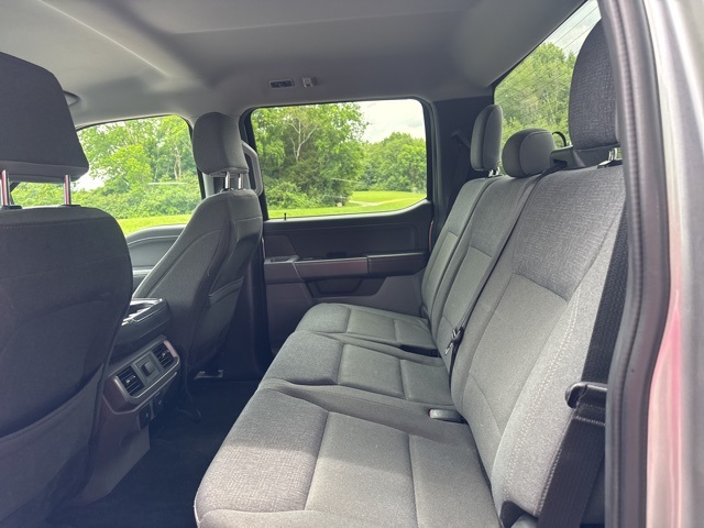 2024 Ford F-150 XLT photo 13