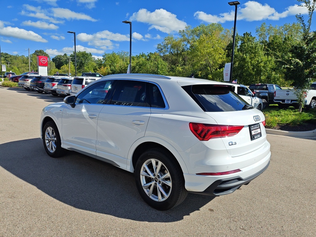 2025 Audi Q3 S line Premium photo 8