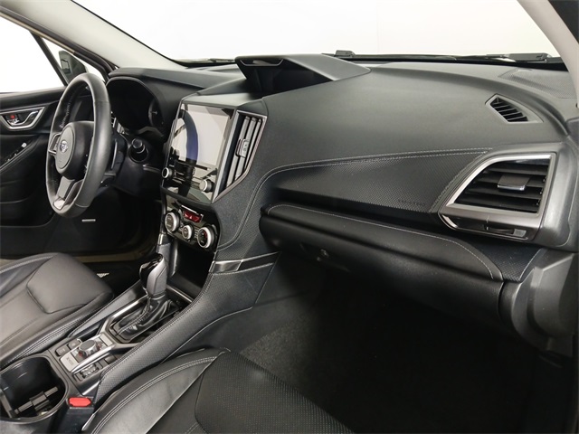 2023 Subaru Forester Touring photo 19