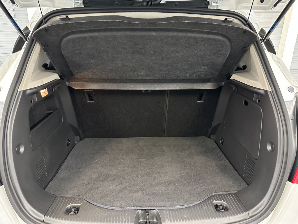 2022 Buick Encore Preferred photo 3