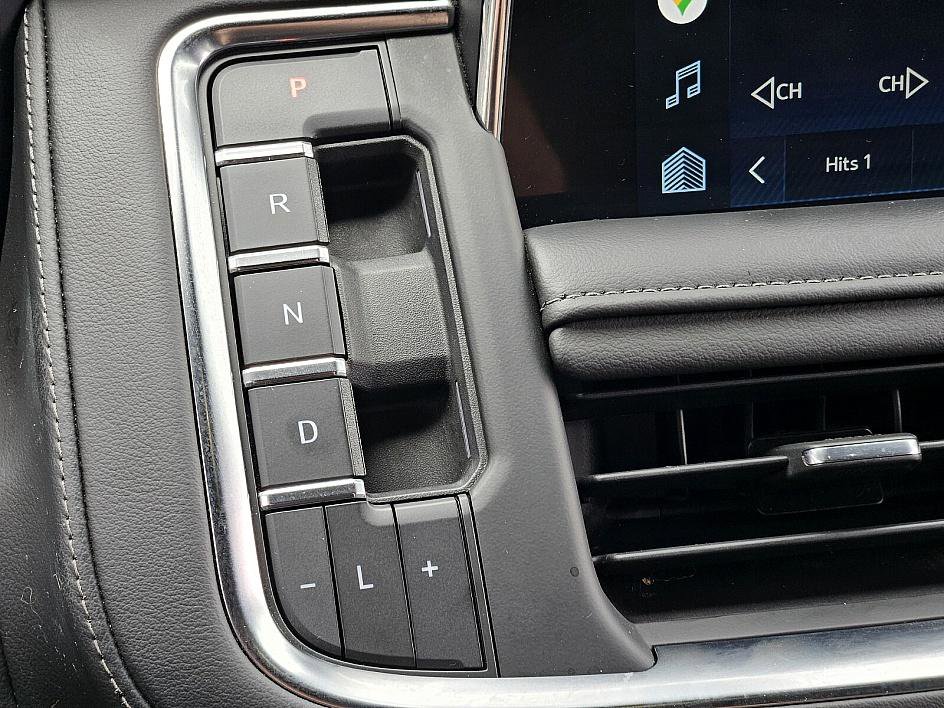 2022 Chevrolet Tahoe Z71 photo 23