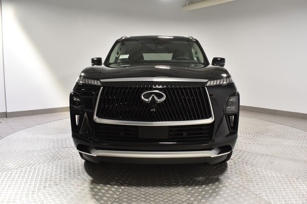 2026 Infiniti QX80 Luxe photo 7
