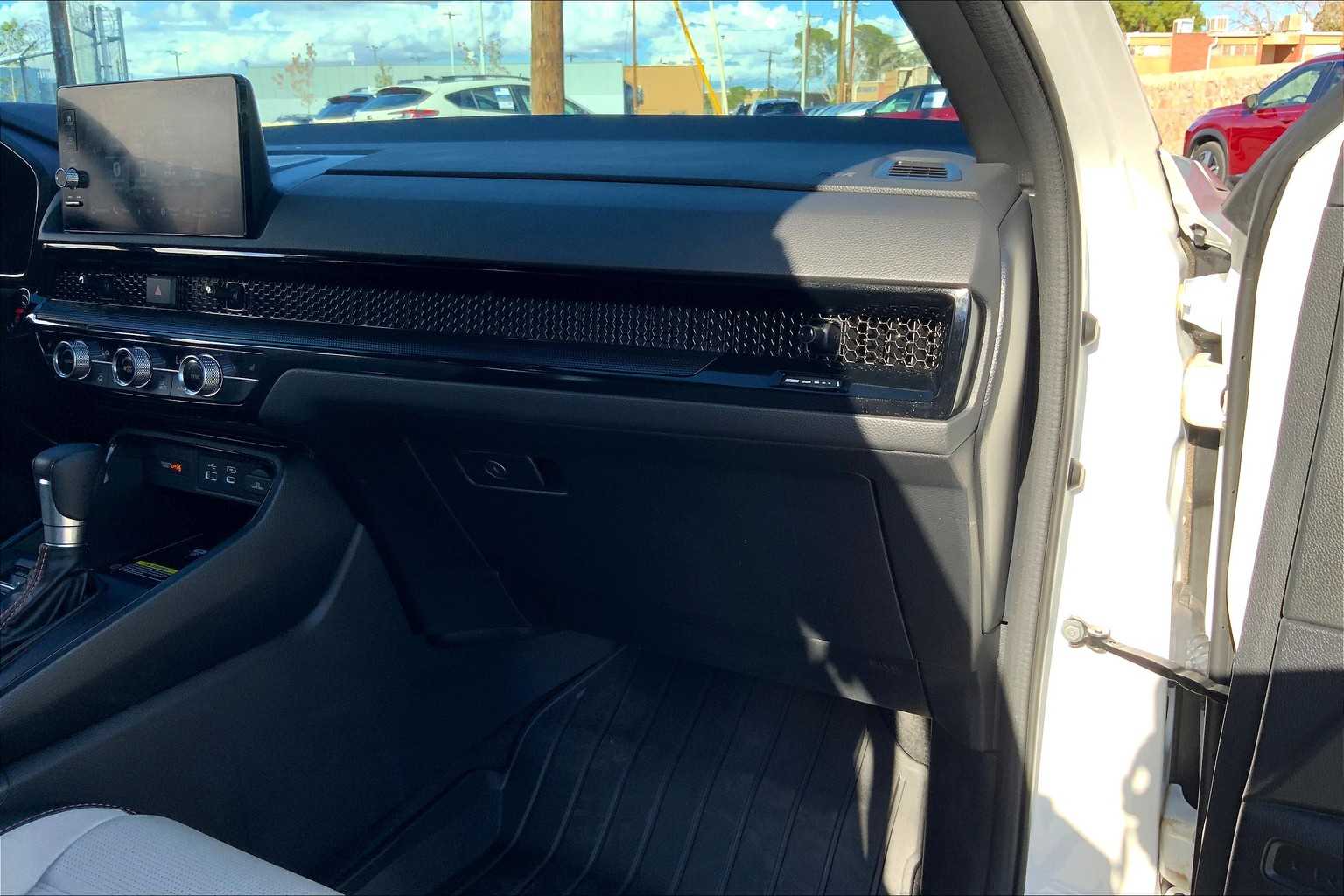 2025 Honda CR-V Hybrid Sport Touring photo 17