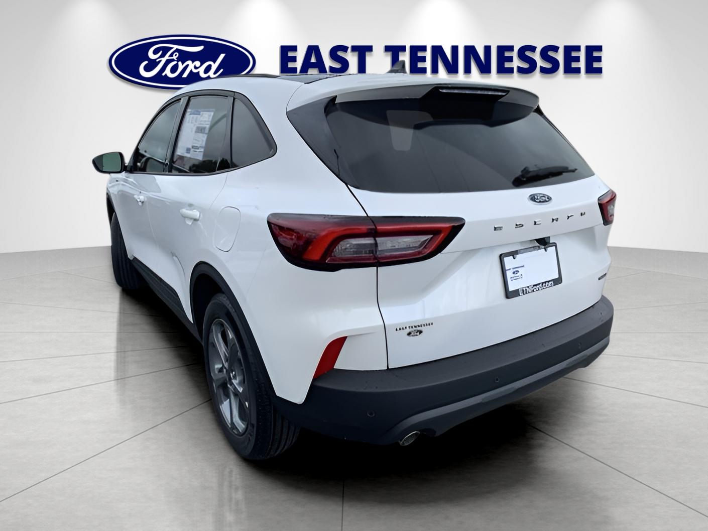 2026 Ford Escape Hybrid ST-Line Select photo 4