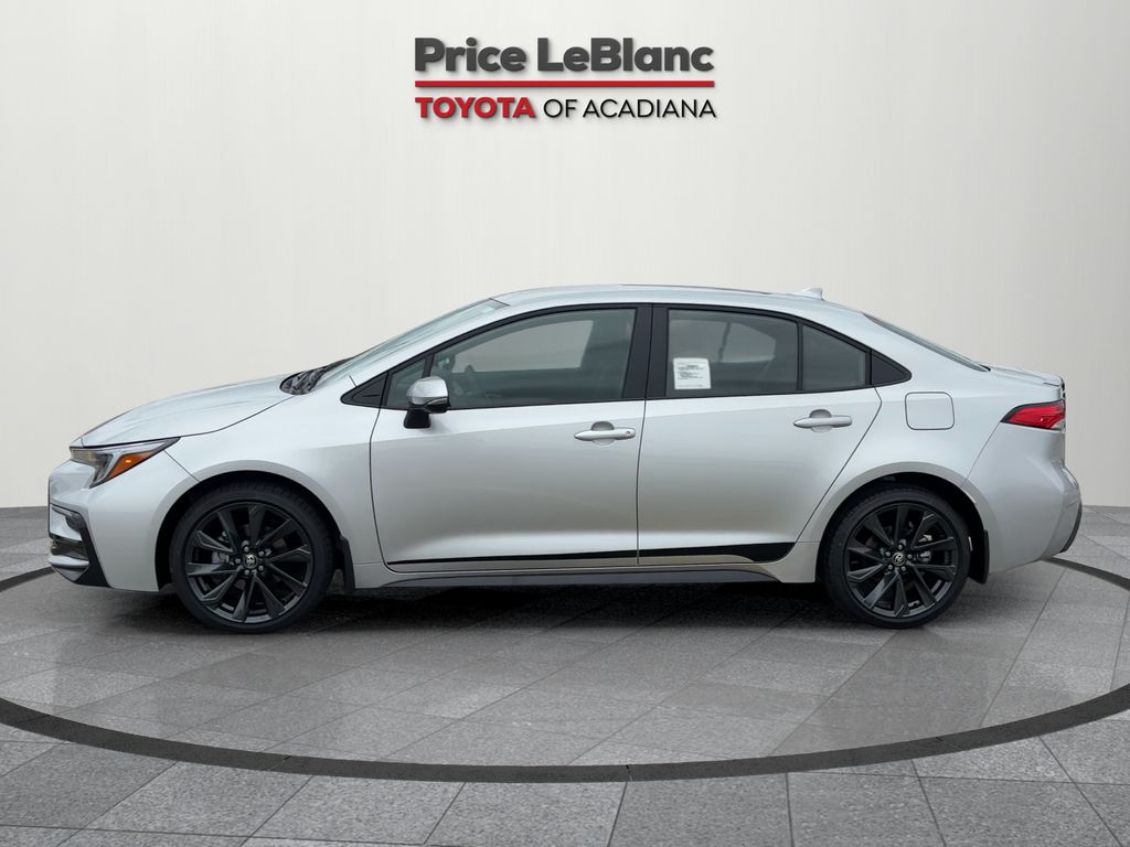 2025 Toyota Corolla SE photo 3