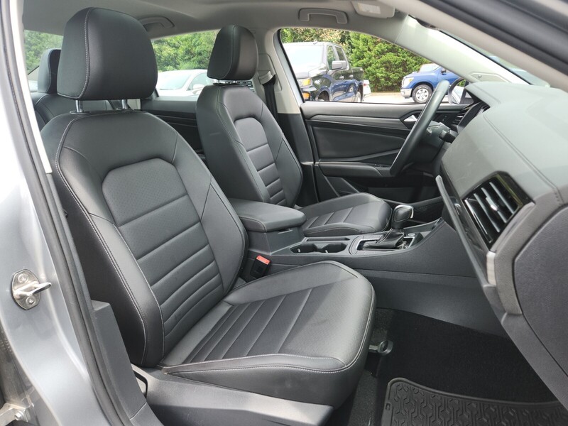 2021 Volkswagen Jetta SEL photo 16