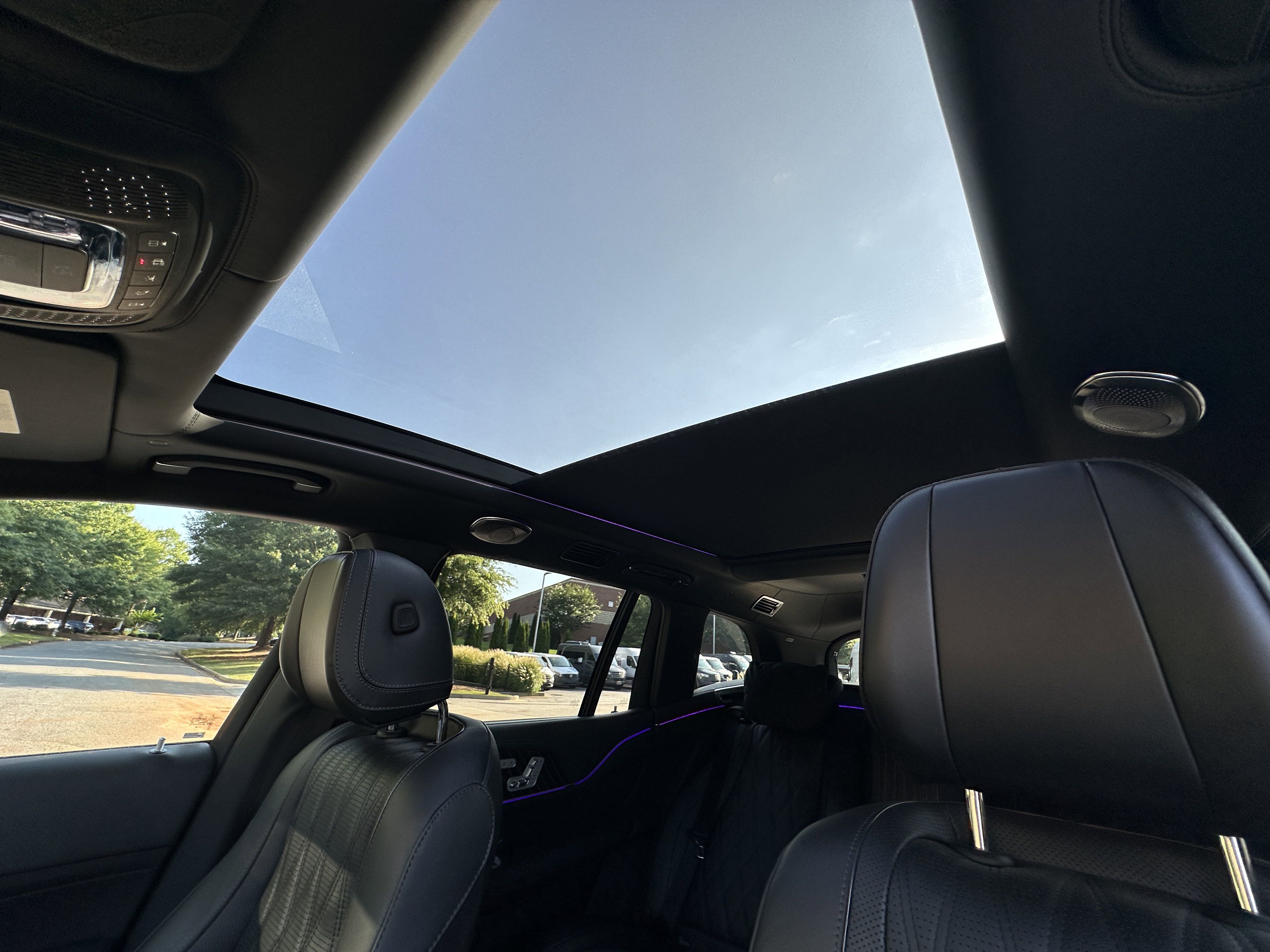 2024 Mercedes Benz GLS 4MATIC Maybach 600 photo 10