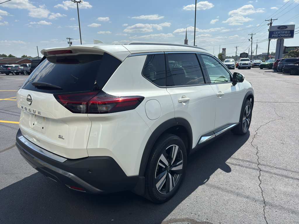 2023 Nissan Rogue SL photo 3