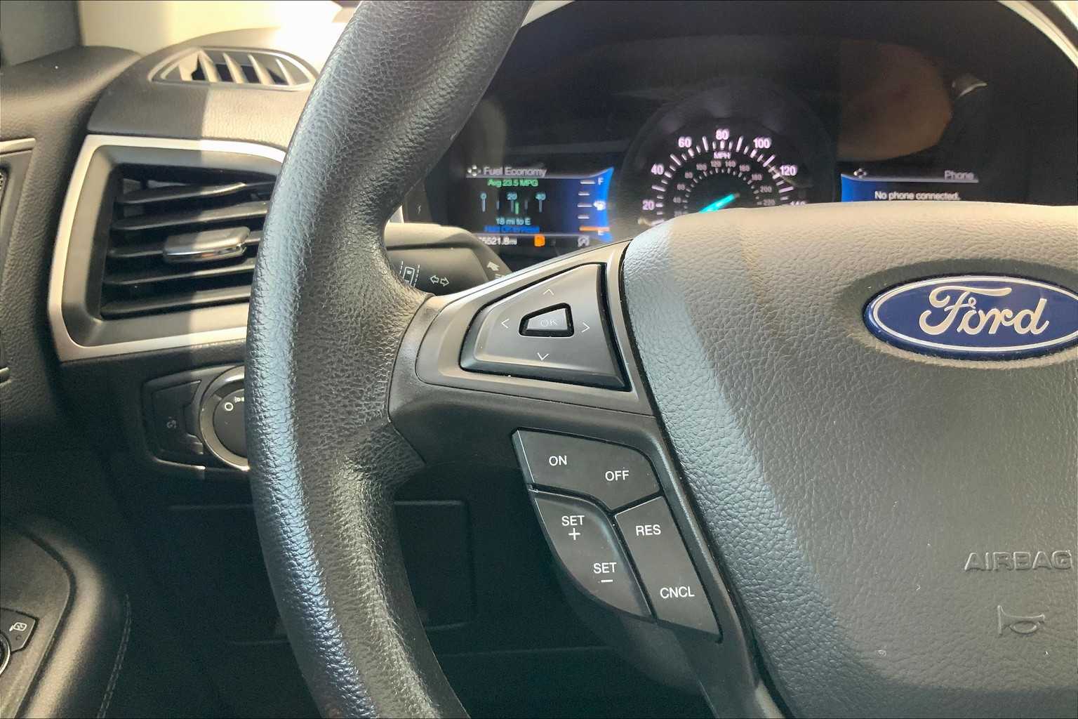2022 Ford Edge SE photo 39