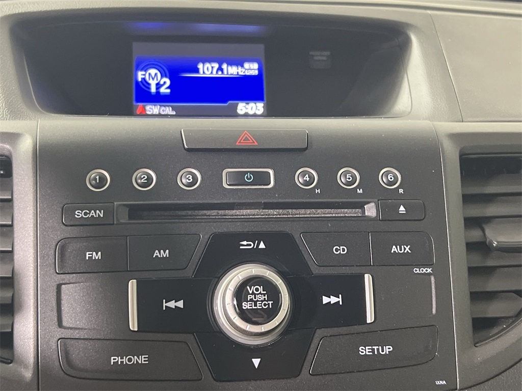 2014 Honda CR-V LX photo 12