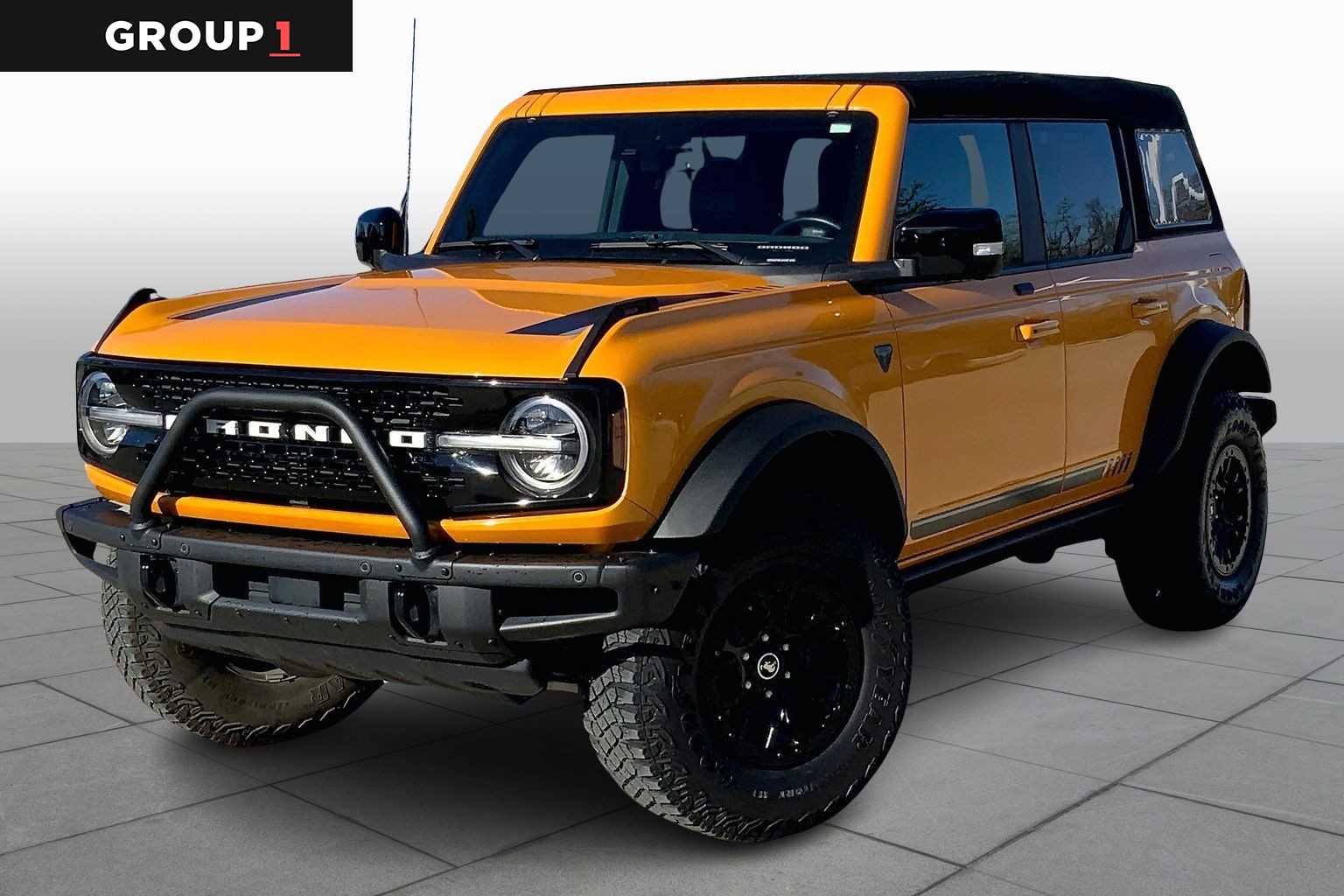 2021 Ford Bronco 4-Door First Edition's photo