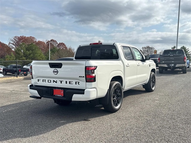 2026 Nissan Frontier Crew Cab SV photo 4