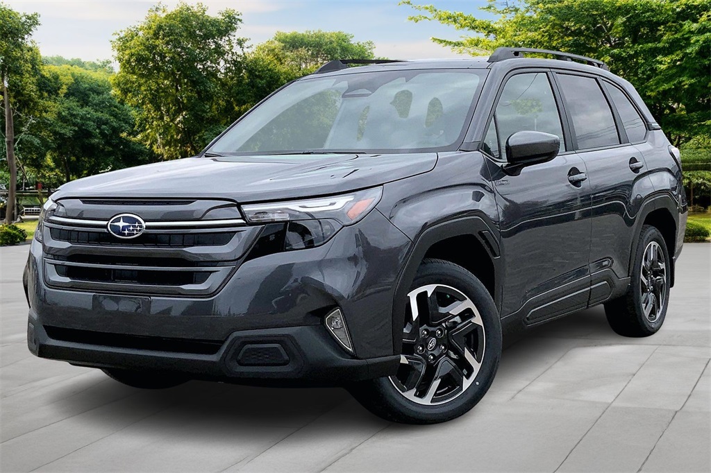 2025 Subaru Forester Premium's photo