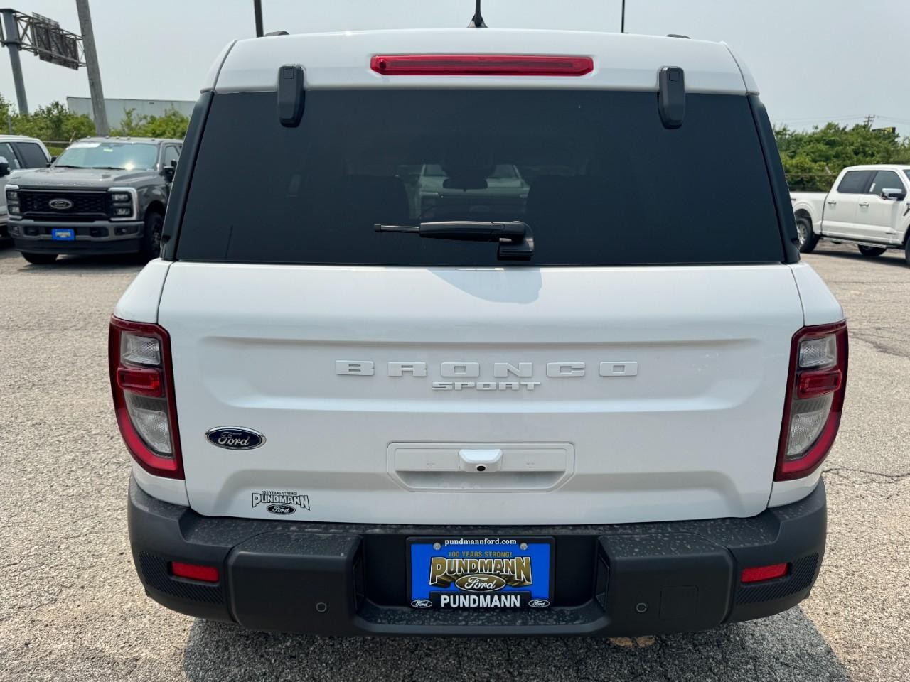 2025 Ford Bronco Sport Outer Banks photo 3