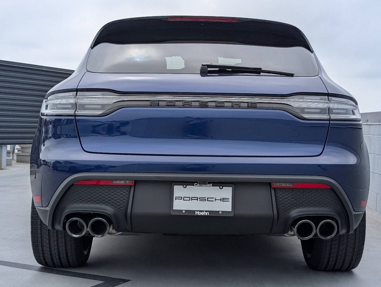 2025 Porsche Macan T photo 11