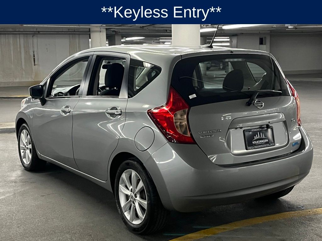 2015 Nissan Versa Note SL photo 4