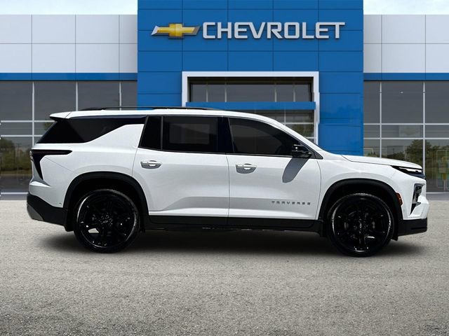 2026 Chevrolet Traverse photo 3