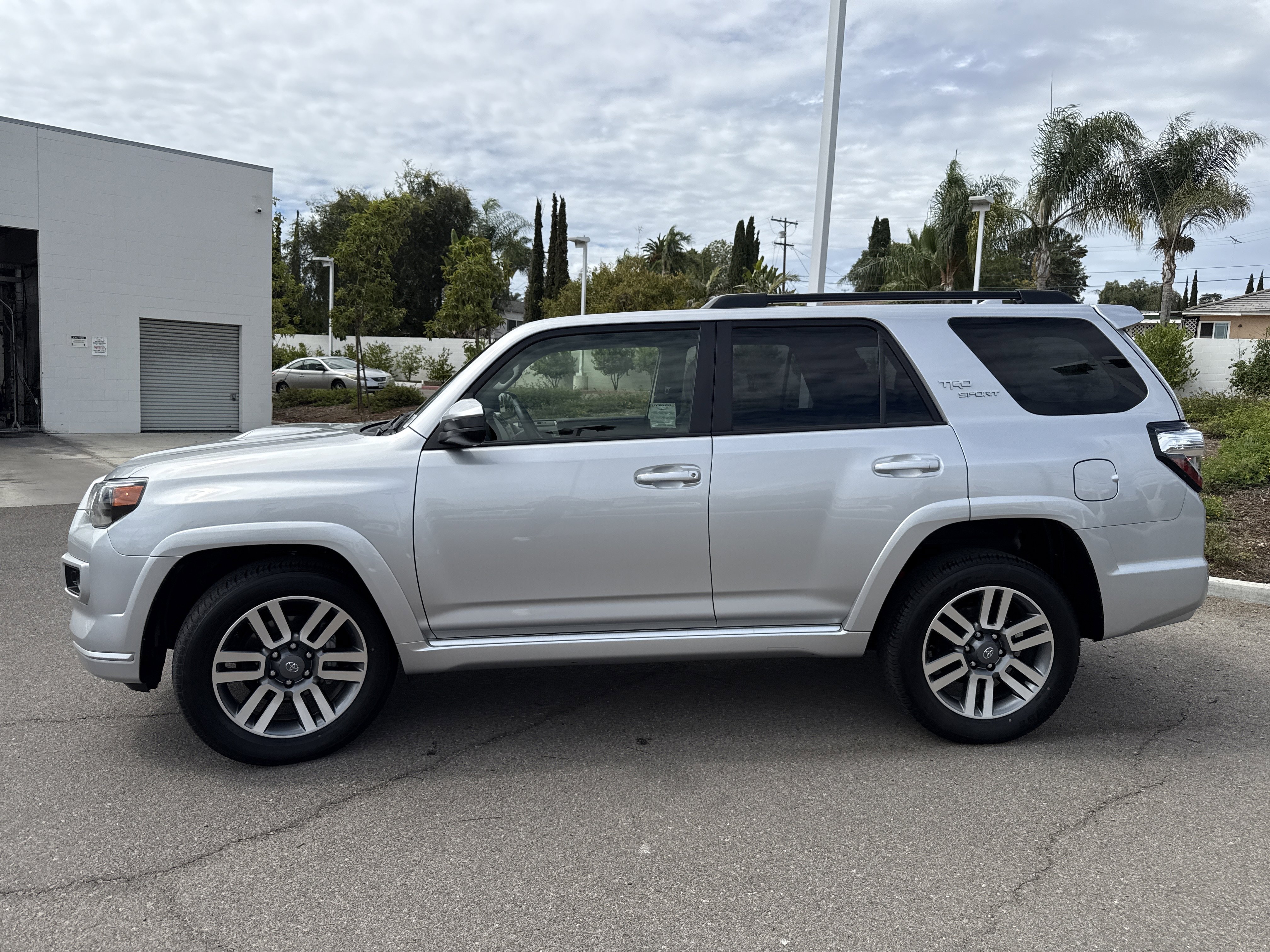 JTEAU5JR1R5306395