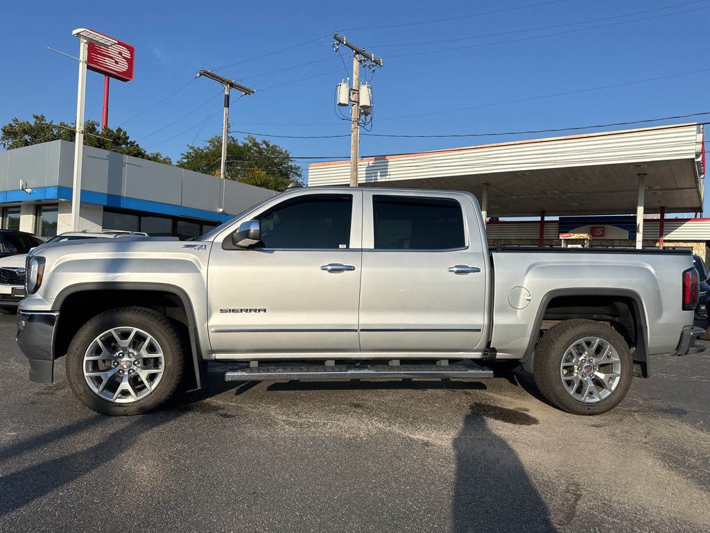 2018 Gmc Sierra 1500 SLT photo 3