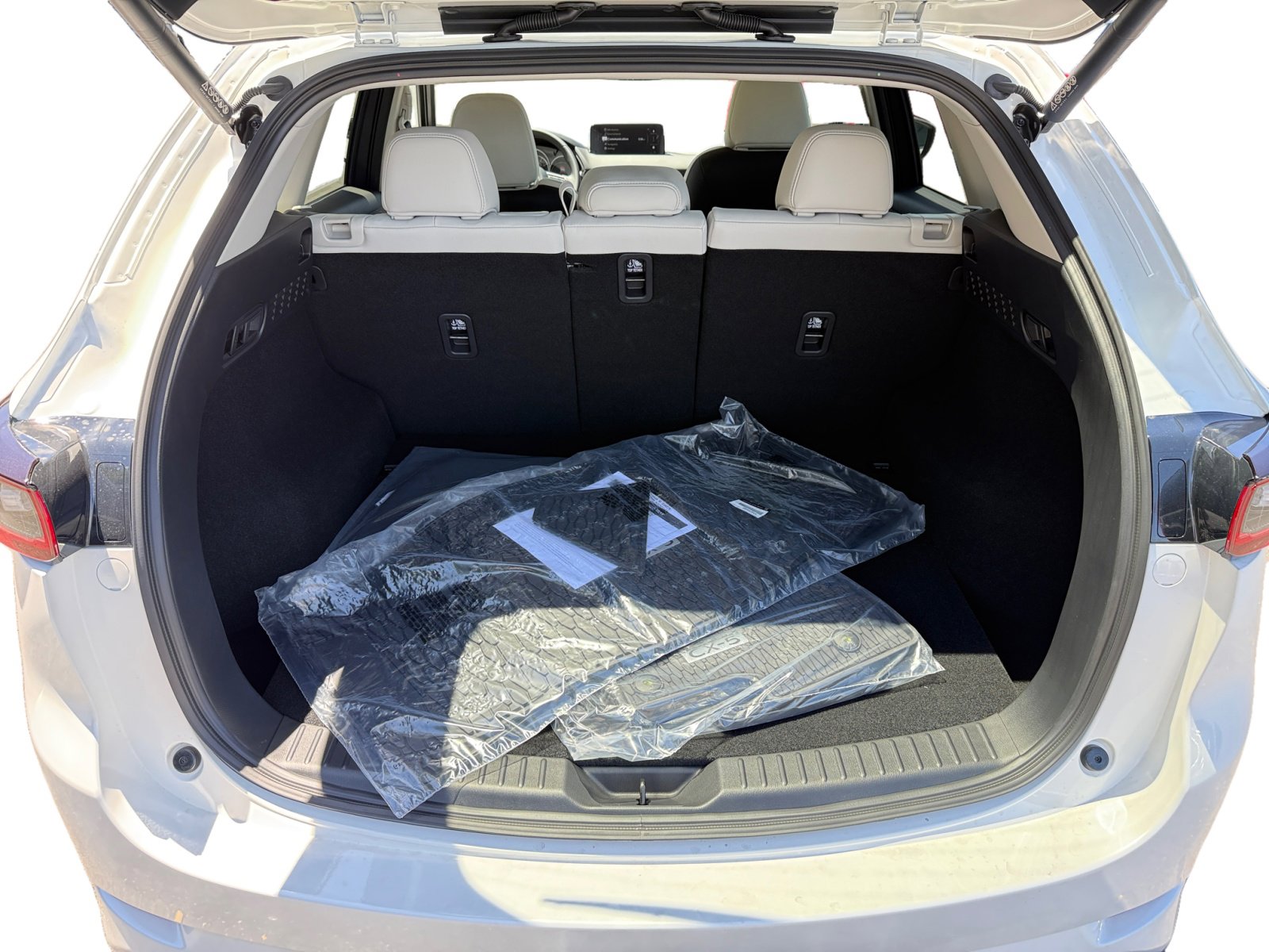 2025 Mazda CX-5 2.5 S Preferred photo 17
