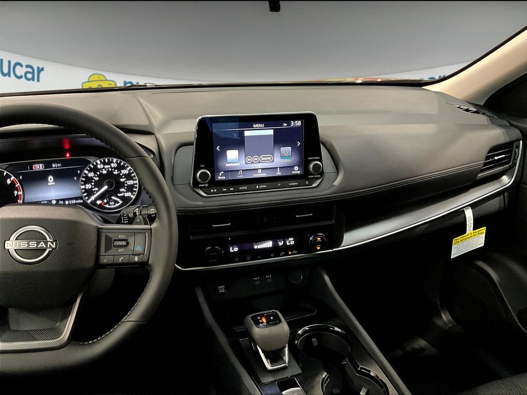 2026 Nissan Rogue SV photo 6