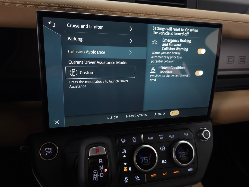 2026 LAND ROVER DEFENDER - Image 23