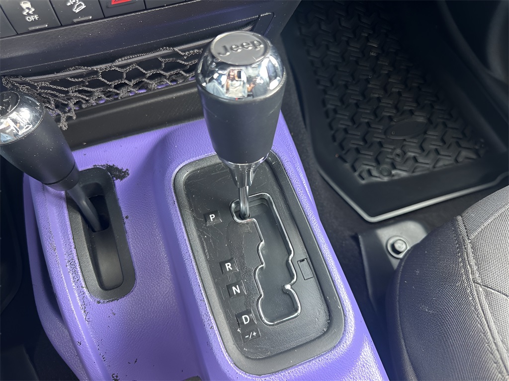 2016 Jeep Wrangler Unlimited Sport photo 4
