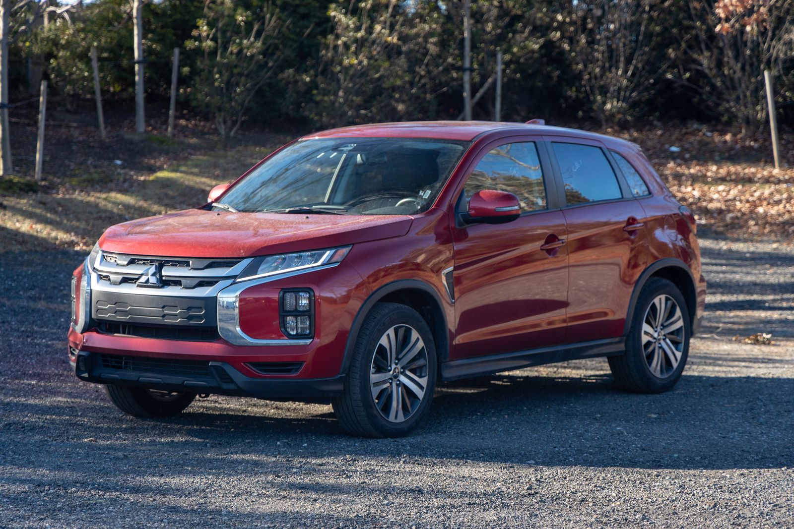 2024 Mitsubishi Outlander Sport SE's photo