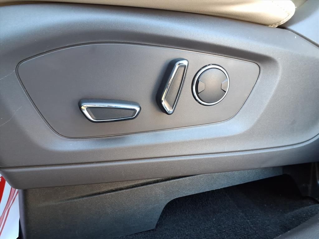 2020 FORD EXPLORER - Image 26