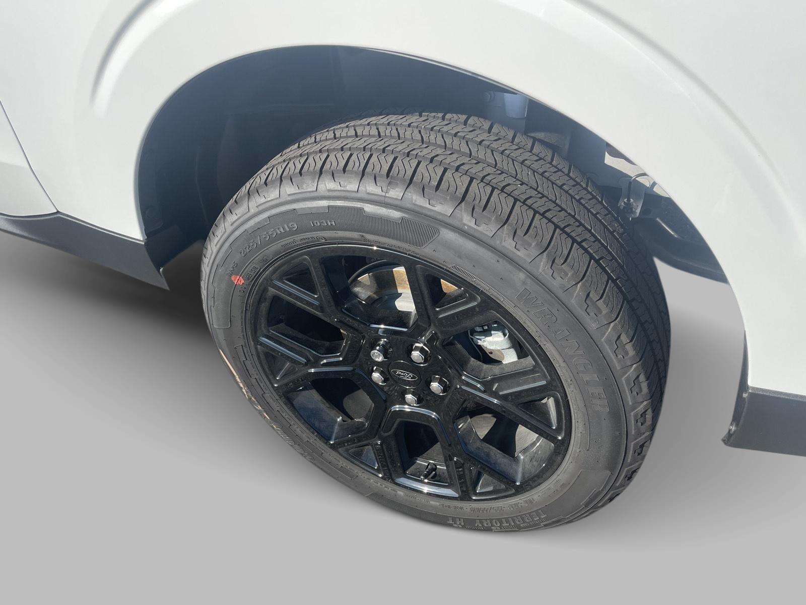 2025 Ford Maverick XLT photo 6