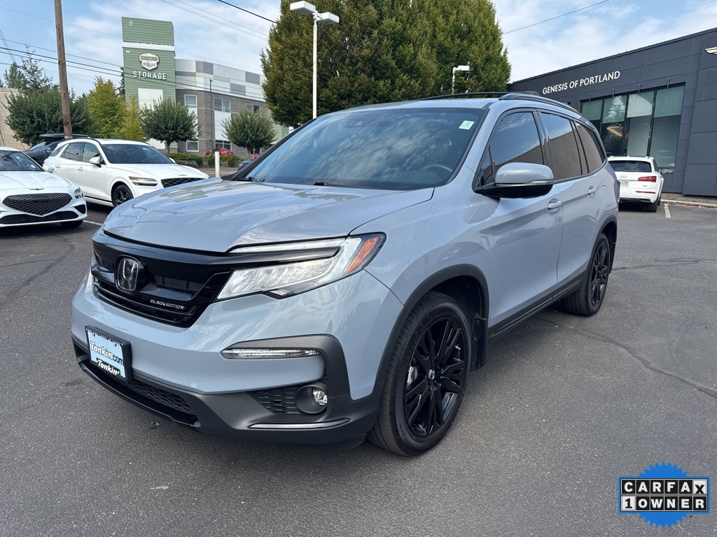 2022 Honda Pilot Black Edition photo 3