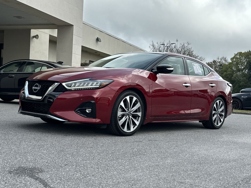 2023 Nissan Maxima Platinum's photo
