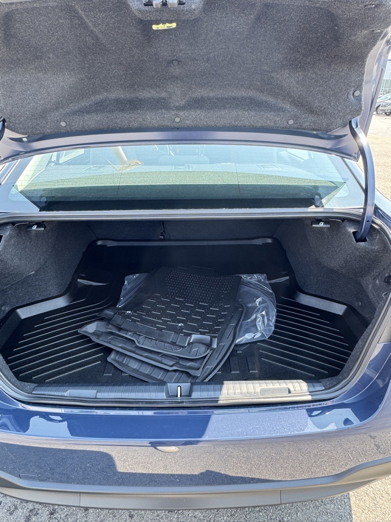 2025 Subaru Legacy Premium photo 3