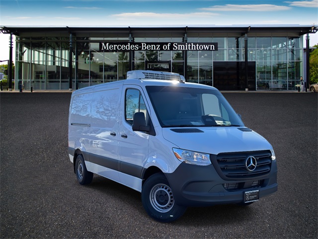 2025 Mercedes-Benz Sprinter Cargo Van Base's photo