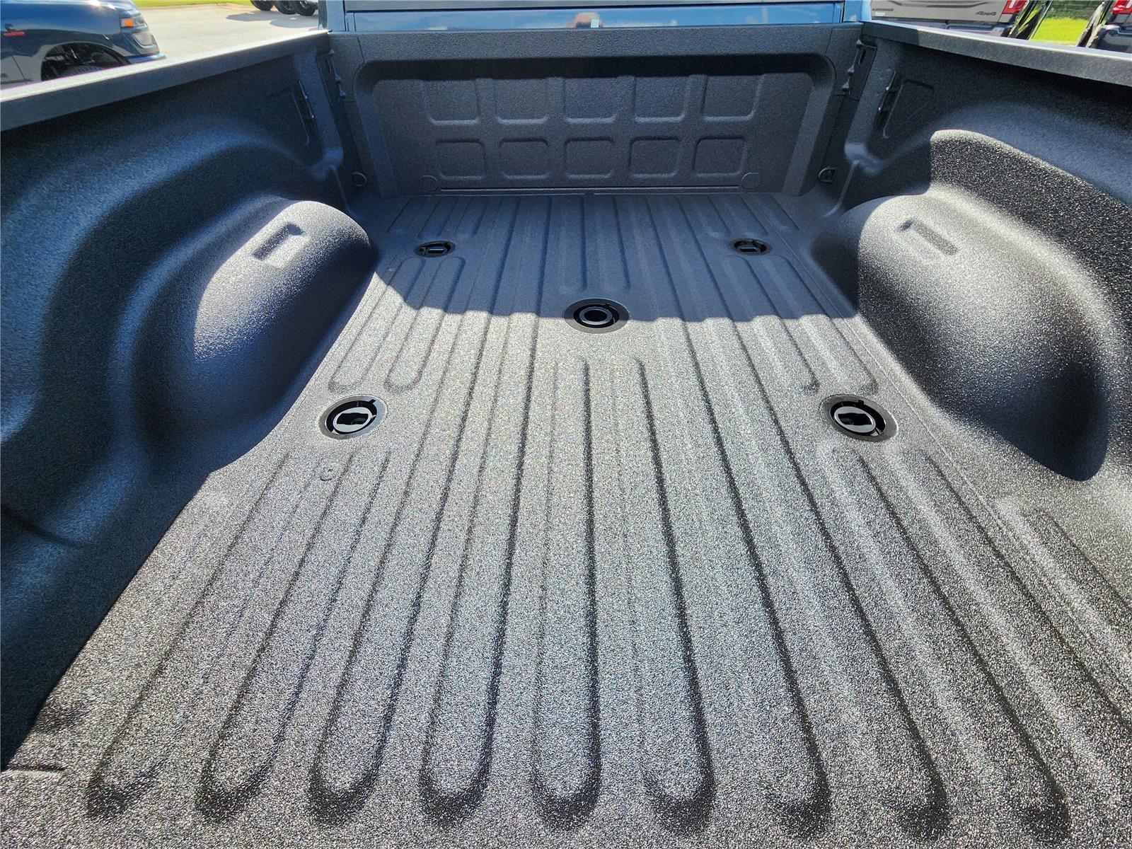 2025 Ram 2500 Big Horn photo 3