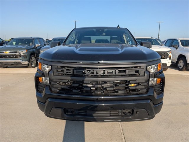 2026 Chevrolet Silverado 1500 Custom photo 3