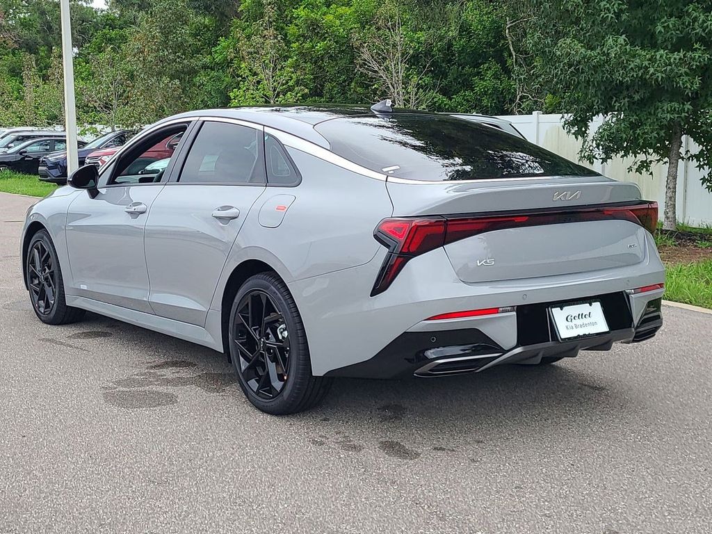 2026 Kia K5 GT-Line photo 7