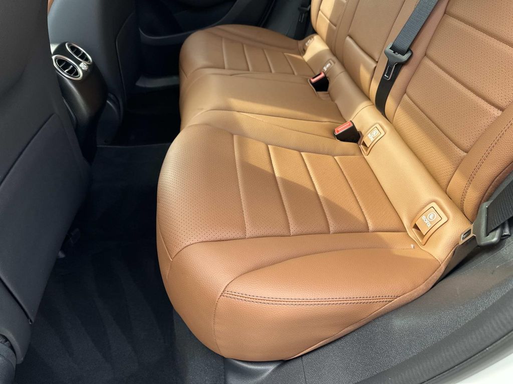 2022 Mercedes Benz GLC 300 Coupe photo 27