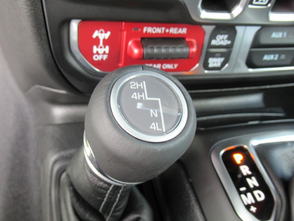 2025 Jeep Wrangler Rubicon photo 23