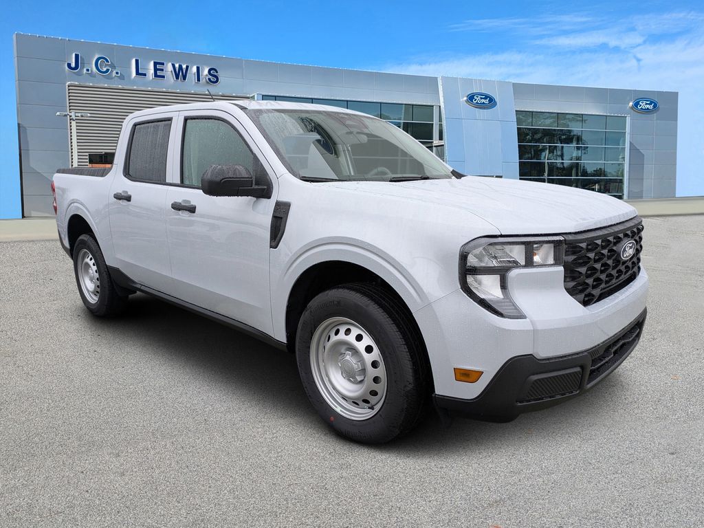 2026 Ford Maverick XL's photo